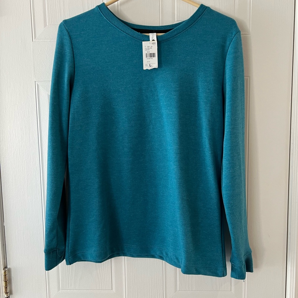 57-Nice sweater new with tag size L,